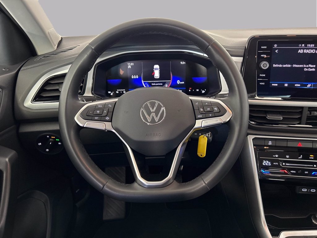https://cdn-sm.caraffinity.it/images/vehicles/4682234/7/large