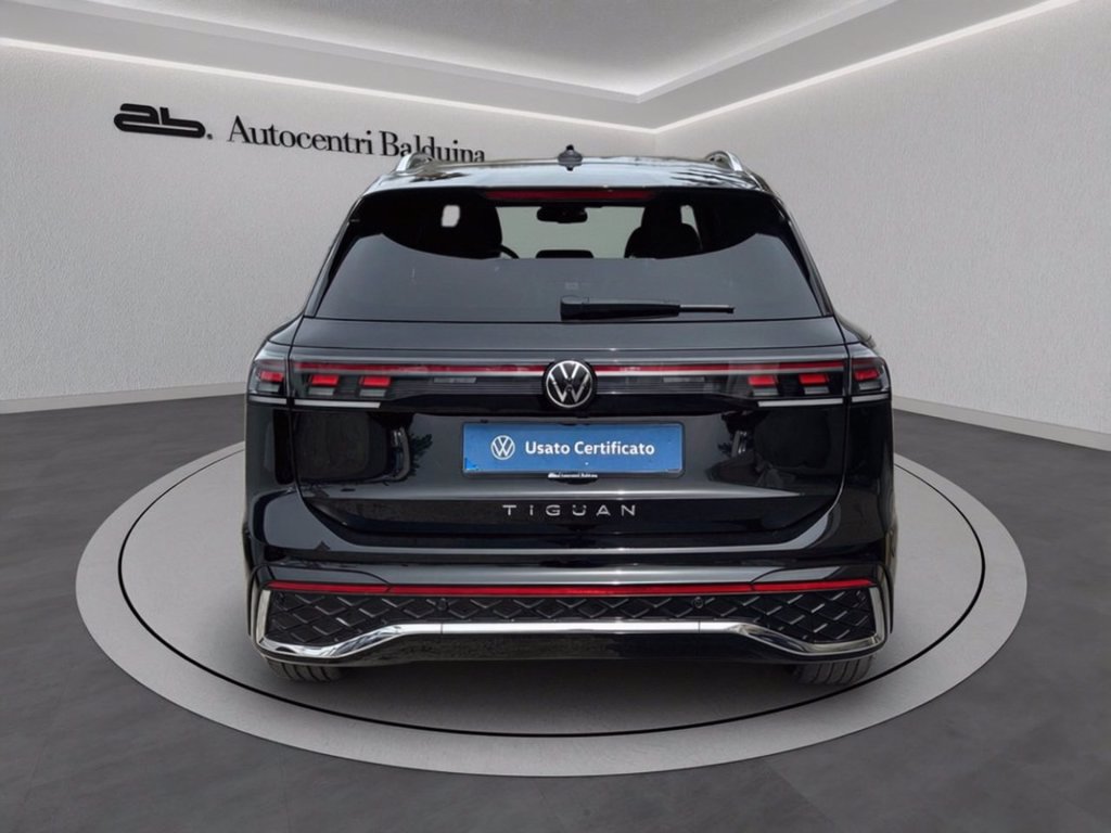 https://cdn-sm.caraffinity.it/images/vehicles/4683968/4/large