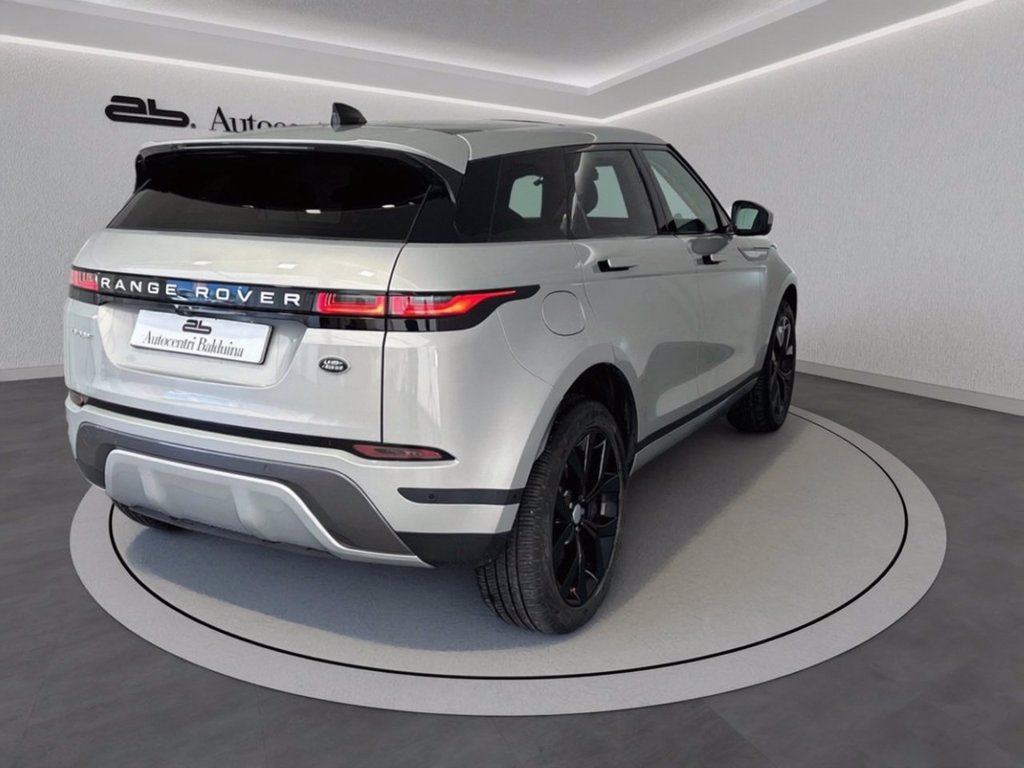 https://cdn-sm.caraffinity.it/images/vehicles/4684840/3/large