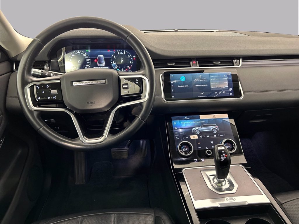 https://cdn-sm.caraffinity.it/images/vehicles/4684840/7/large
