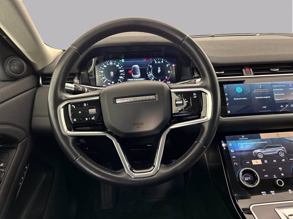 https://cdn-sm.caraffinity.it/images/vehicles/4684840/8/large
