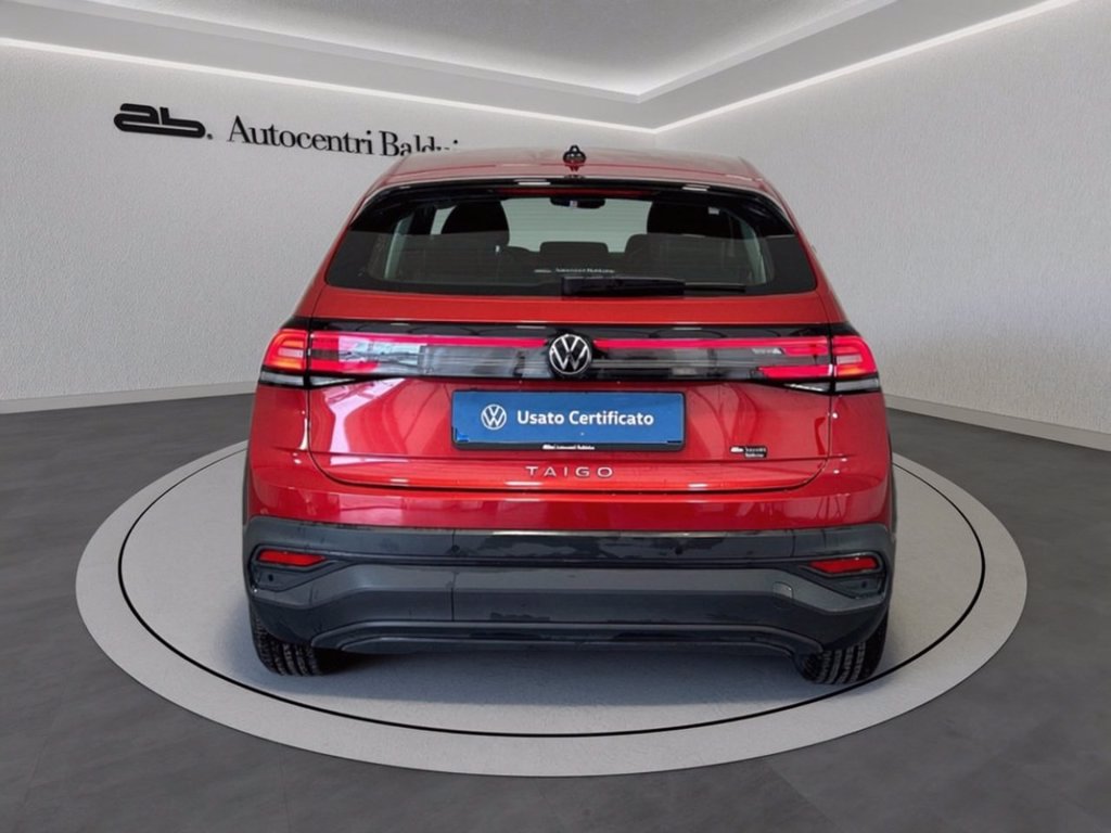https://cdn-sm.caraffinity.it/images/vehicles/4684841/4/large
