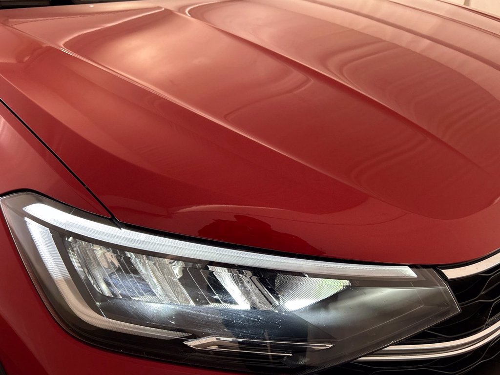 https://cdn-sm.caraffinity.it/images/vehicles/4684841/5/large