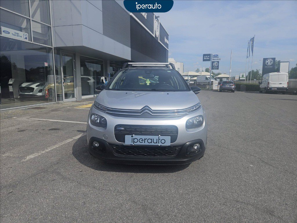 https://cdn-sm.caraffinity.it/images/vehicles/4685867/1/large