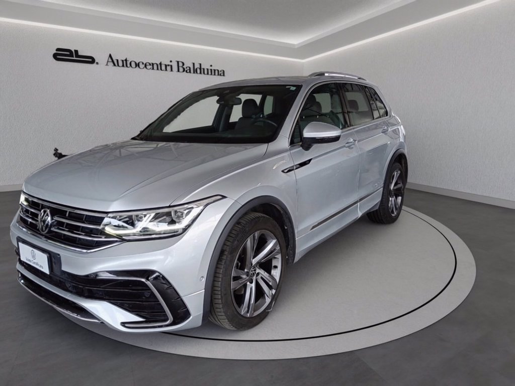 https://cdn-sm.caraffinity.it/images/vehicles/4686121/0/large?format=jpeg