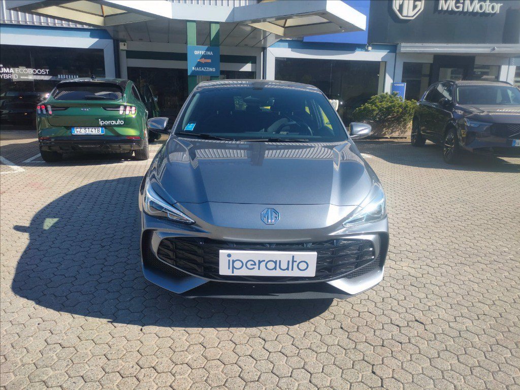 https://cdn-sm.caraffinity.it/images/vehicles/4686839/2/large