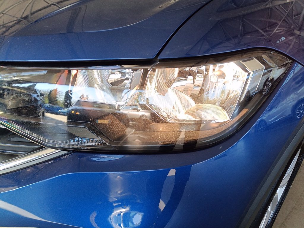 https://cdn-sm.caraffinity.it/images/vehicles/4687422/5/large