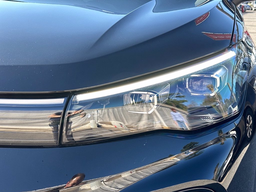 https://cdn-sm.caraffinity.it/images/vehicles/4687424/5/large
