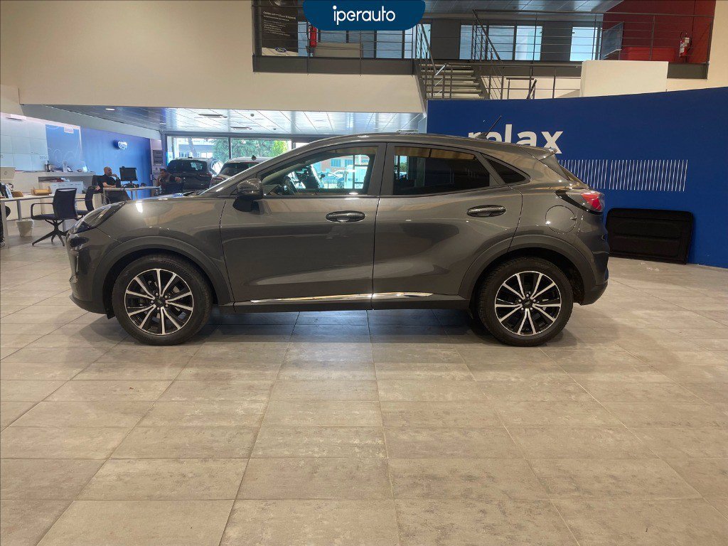 https://cdn-sm.caraffinity.it/images/vehicles/4690194/7/large