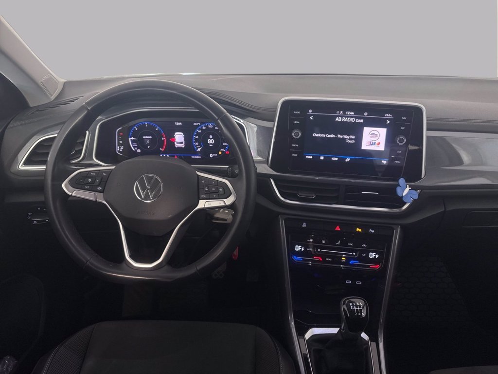 https://cdn-sm.caraffinity.it/images/vehicles/4691361/7/large