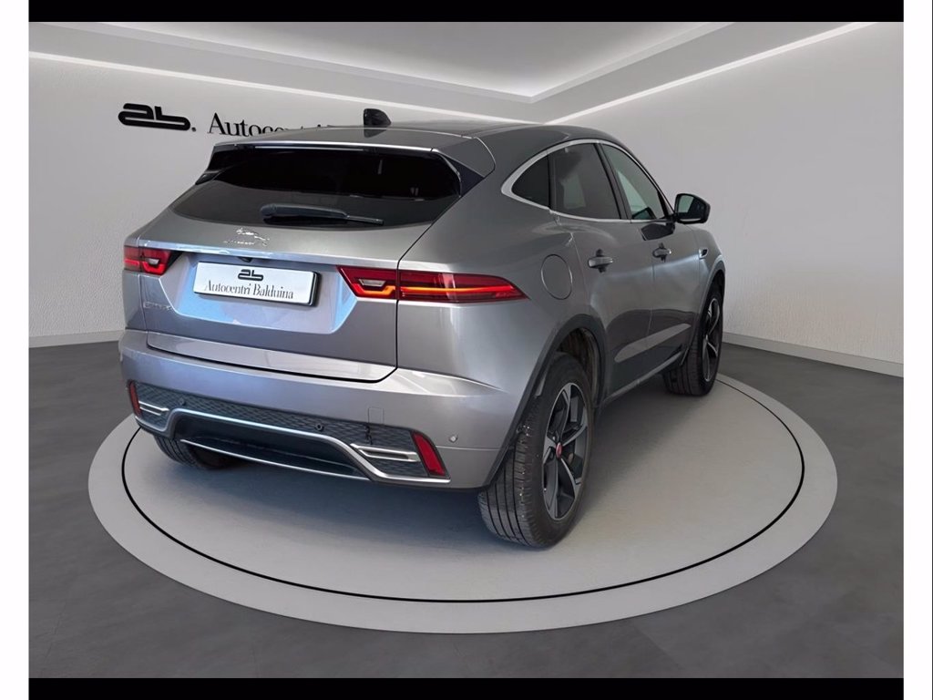 https://cdn-sm.caraffinity.it/images/vehicles/4691370/3/large
