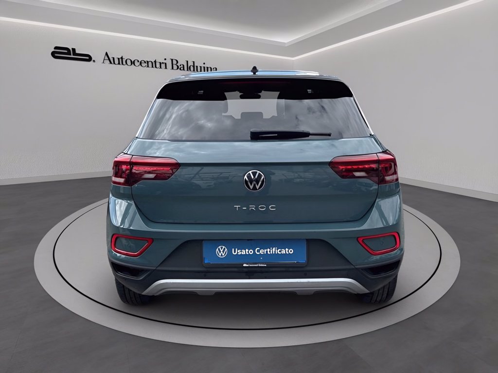 https://cdn-sm.caraffinity.it/images/vehicles/4695794/4/large