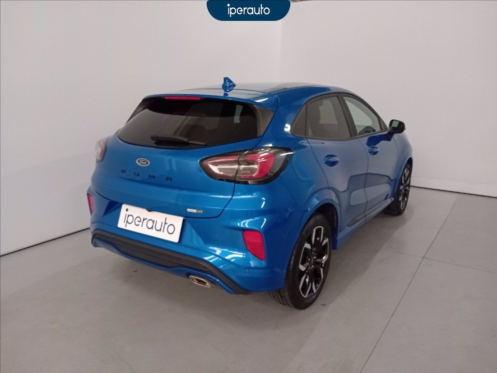 https://cdn-sm.caraffinity.it/images/vehicles/4695910/3/large