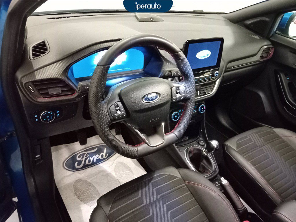 https://cdn-sm.caraffinity.it/images/vehicles/4695910/7/large