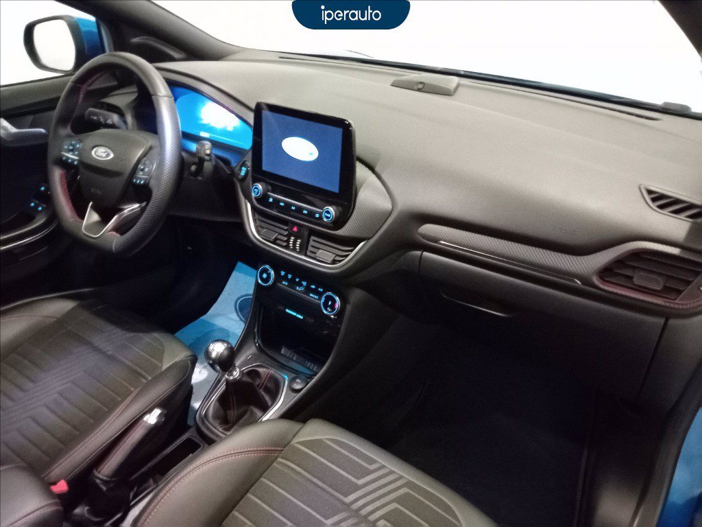 https://cdn-sm.caraffinity.it/images/vehicles/4695910/8/large