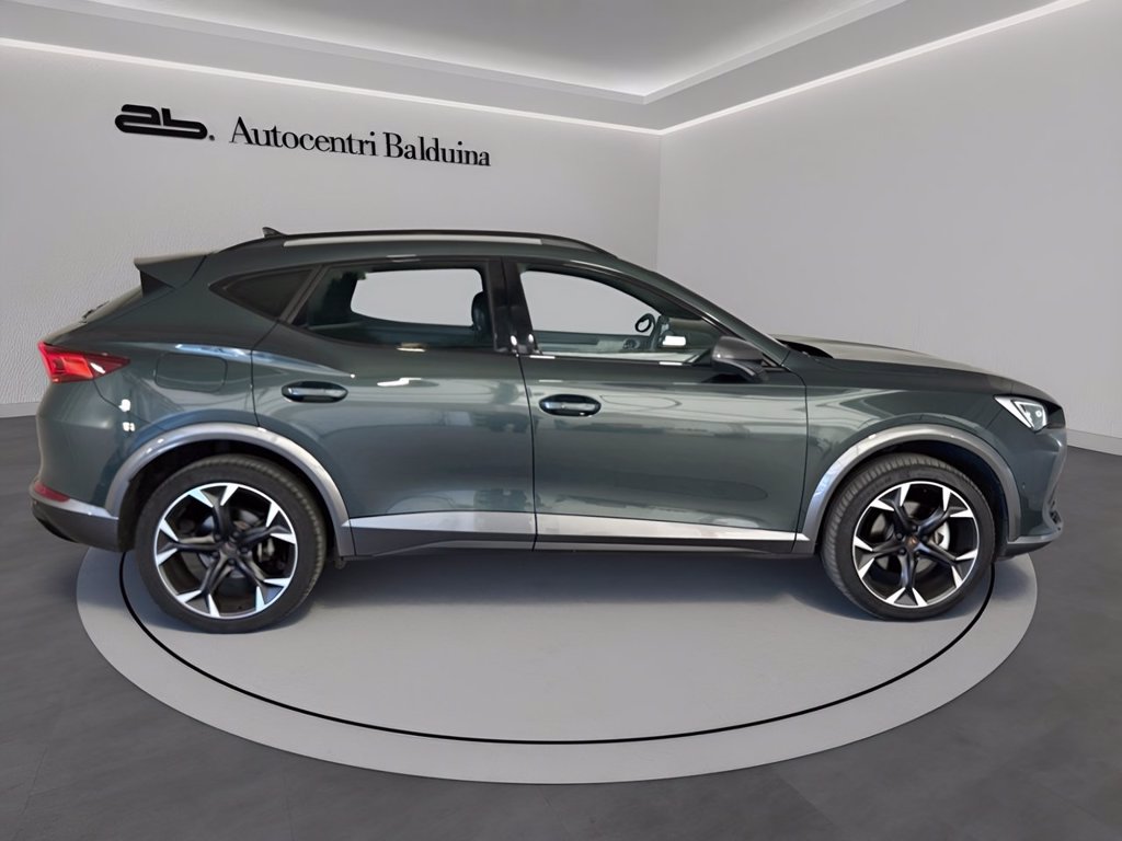 https://cdn-sm.caraffinity.it/images/vehicles/4696650/2/large