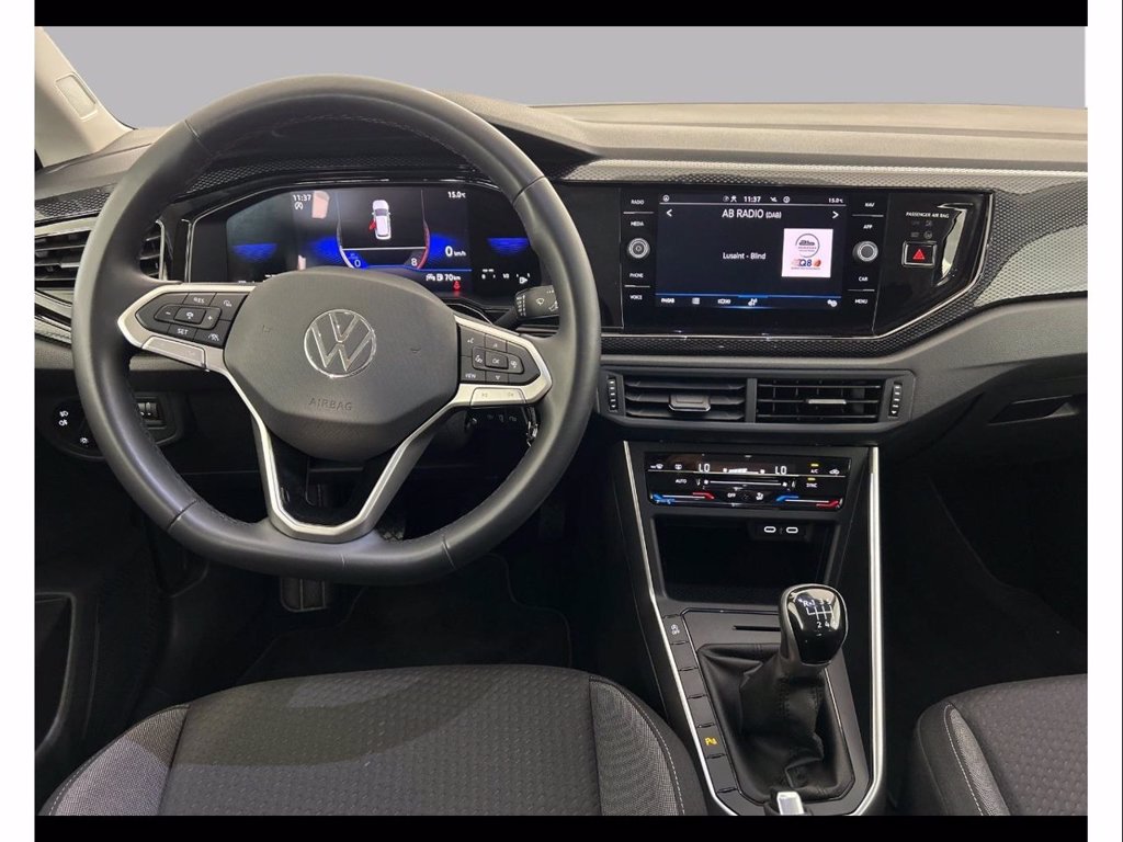 https://cdn-sm.caraffinity.it/images/vehicles/4696652/7/large