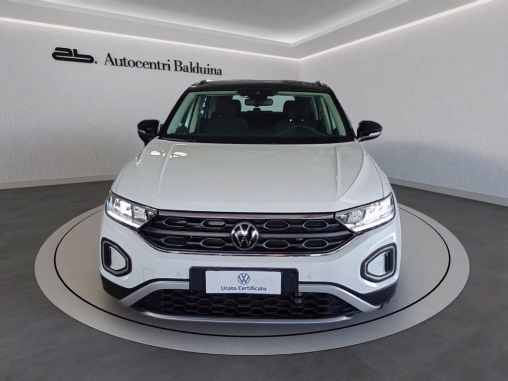 https://cdn-sm.caraffinity.it/images/vehicles/4699348/1/large