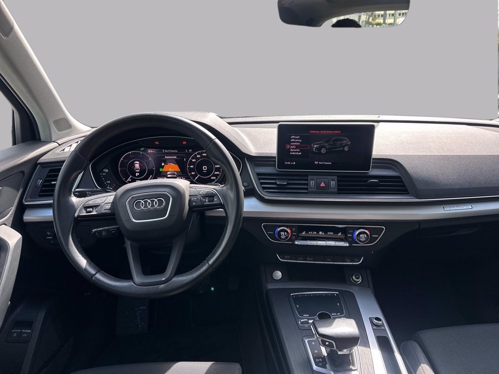 https://cdn-sm.caraffinity.it/images/vehicles/4701735/7/large