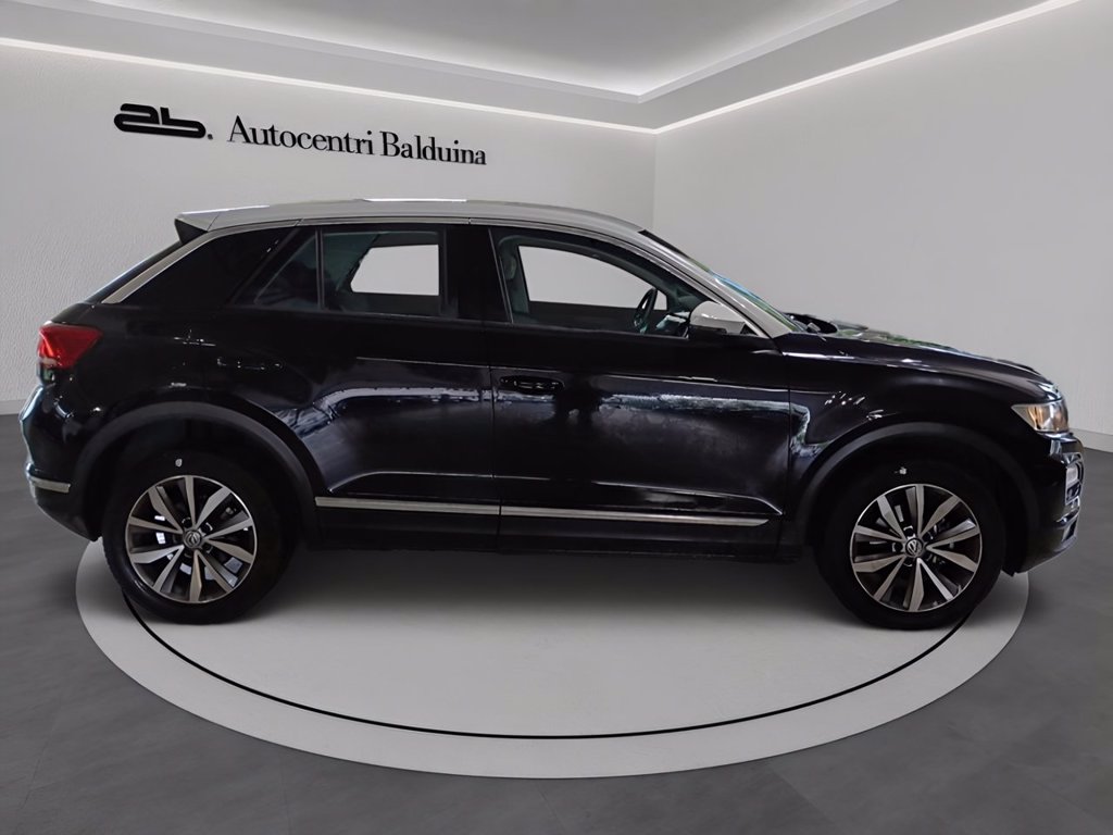 https://cdn-sm.caraffinity.it/images/vehicles/4701736/2/large