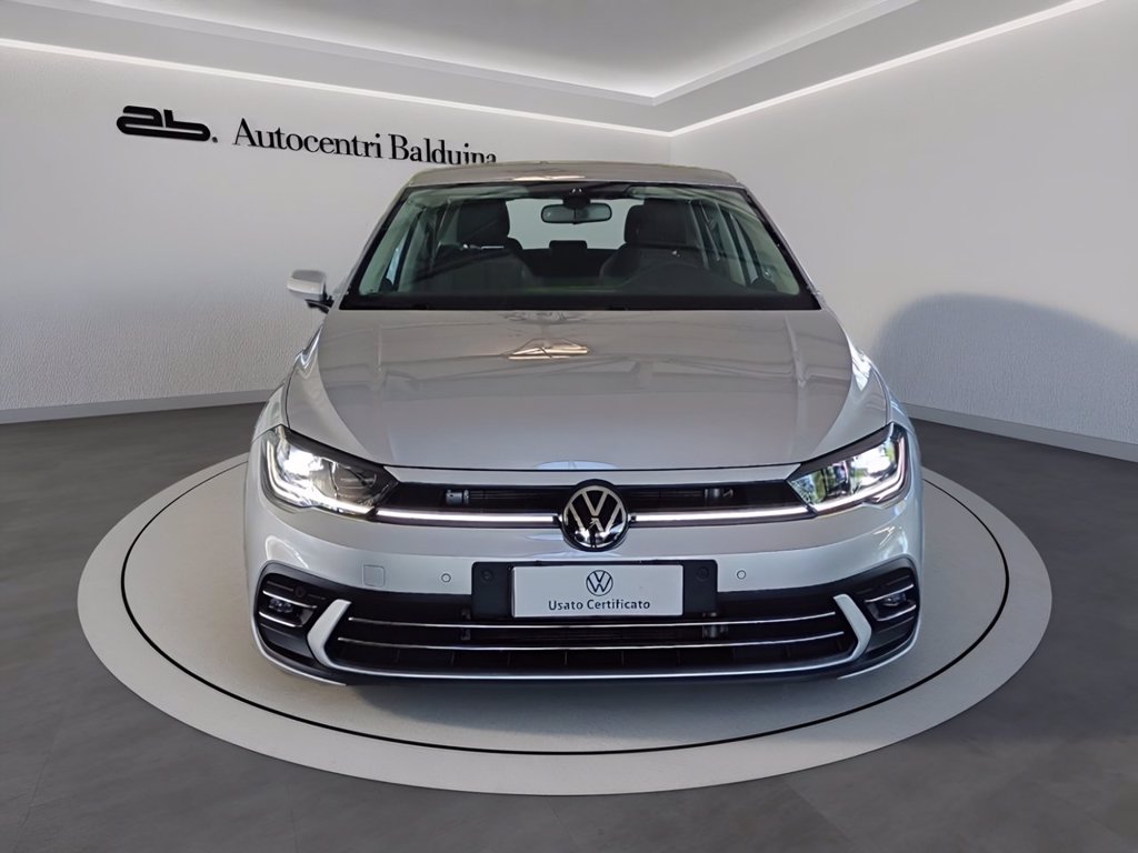 https://cdn-sm.caraffinity.it/images/vehicles/4702670/1/large