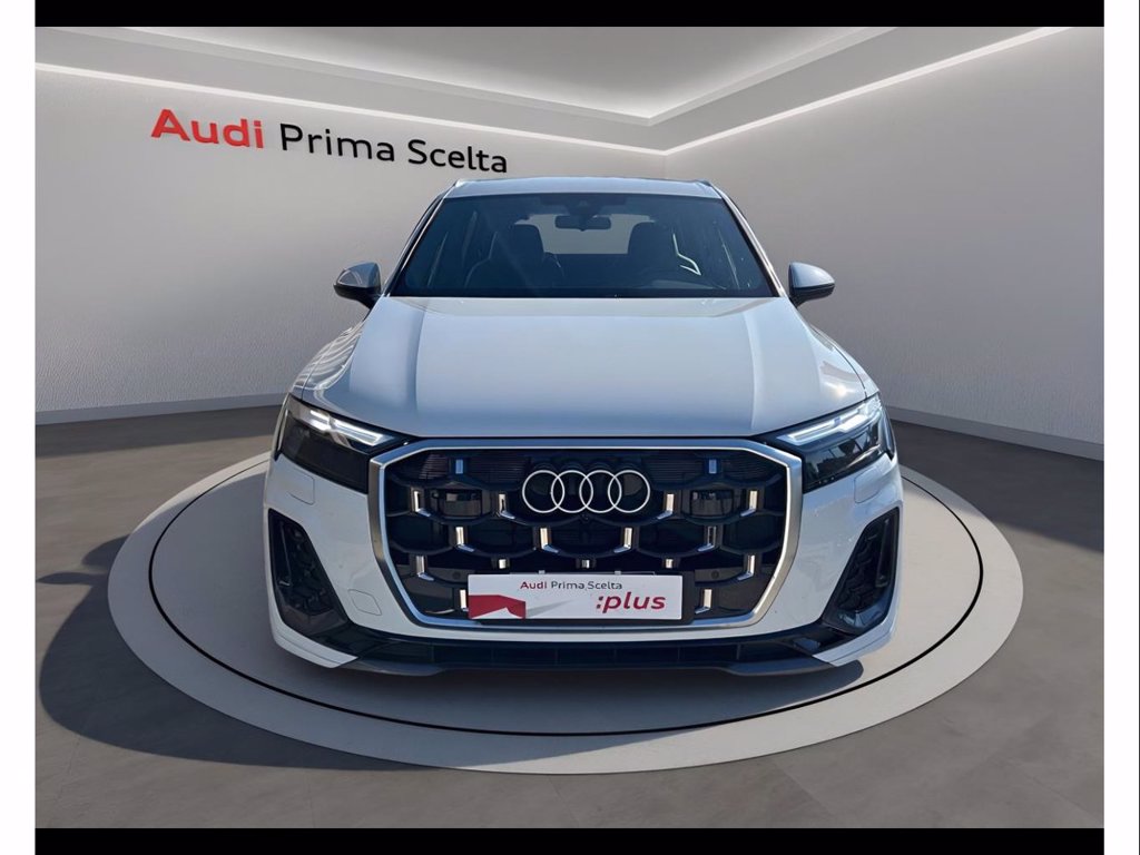 https://cdn-sm.caraffinity.it/images/vehicles/4702672/1/large