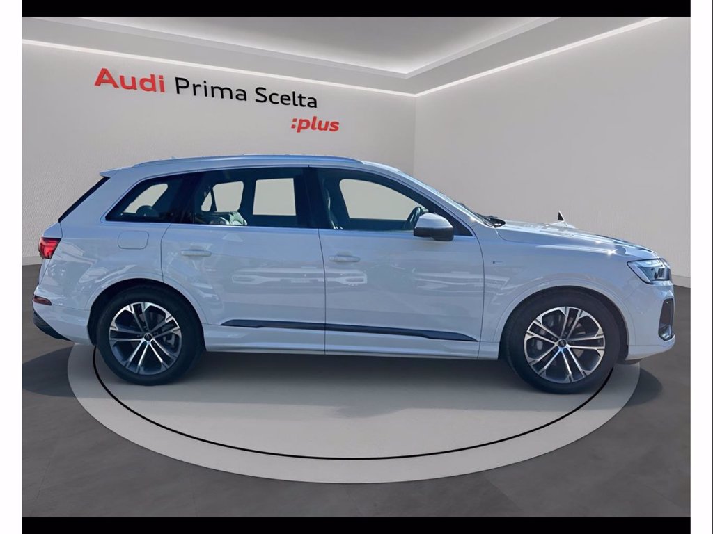 https://cdn-sm.caraffinity.it/images/vehicles/4702672/2/large