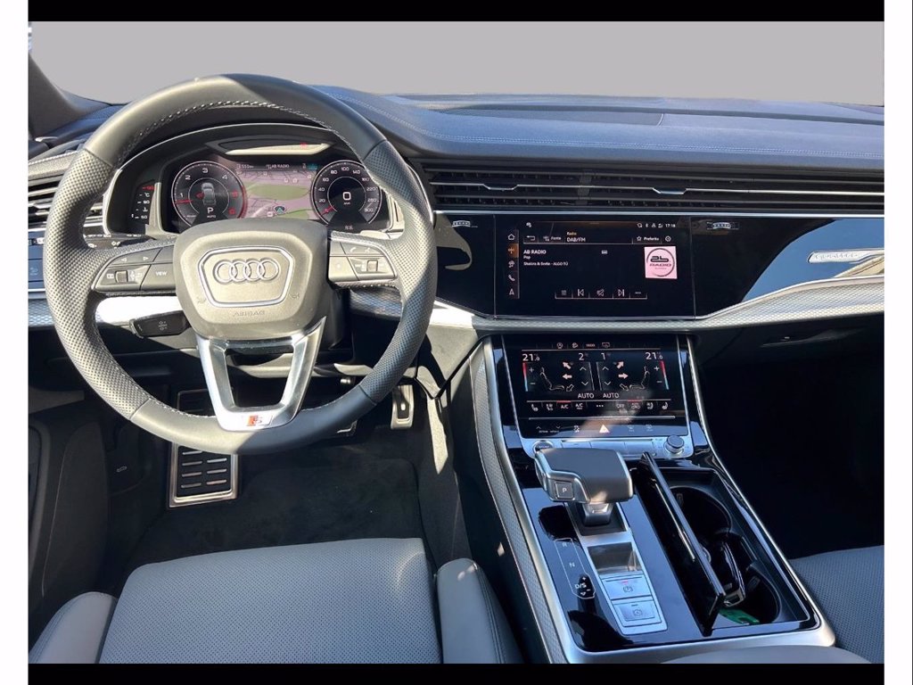 https://cdn-sm.caraffinity.it/images/vehicles/4702672/7/large