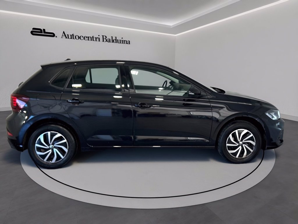 https://cdn-sm.caraffinity.it/images/vehicles/4703935/2/large