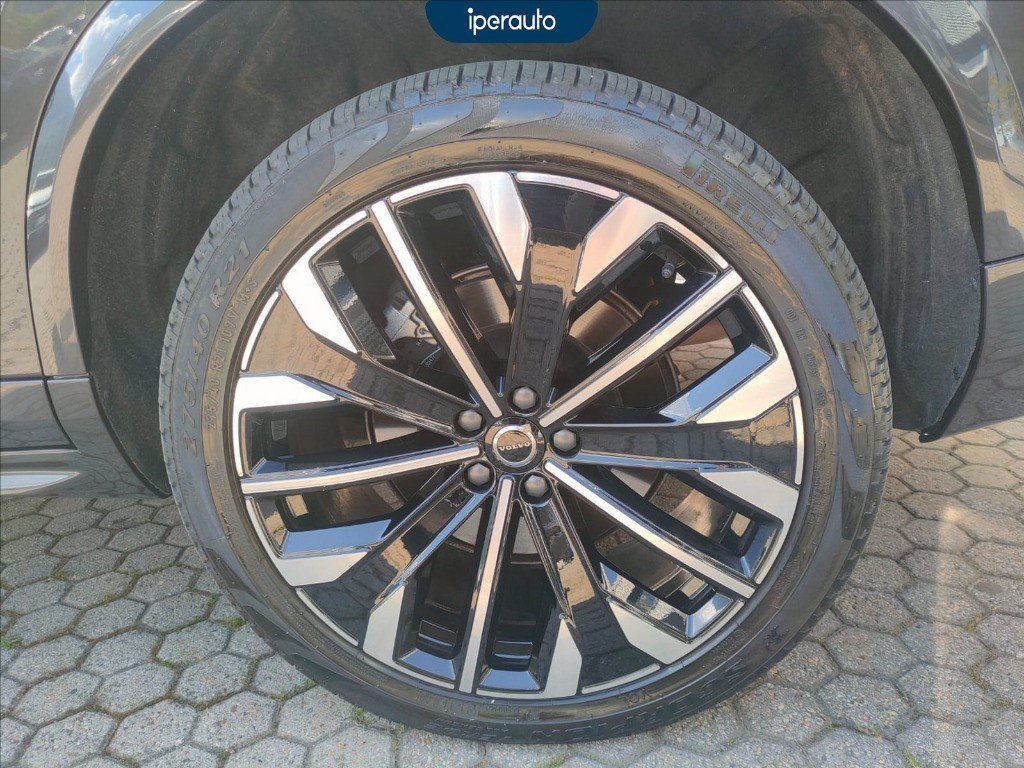 https://cdn-sm.caraffinity.it/images/vehicles/4704480/7/large