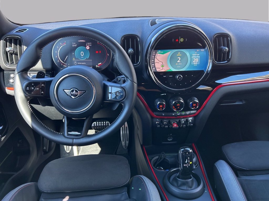 https://cdn-sm.caraffinity.it/images/vehicles/4705470/4/large