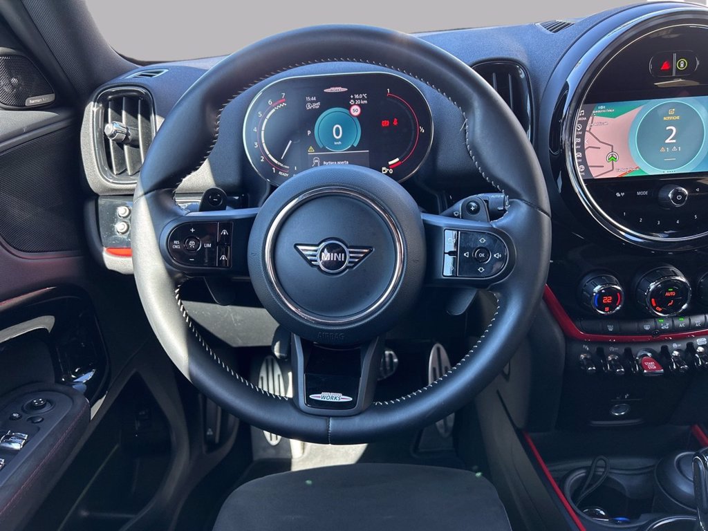 https://cdn-sm.caraffinity.it/images/vehicles/4705470/5/large