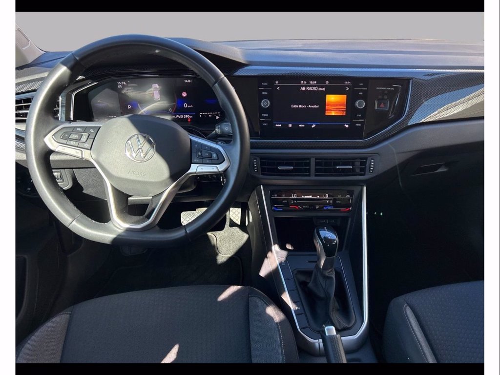 https://cdn-sm.caraffinity.it/images/vehicles/4705487/7/large