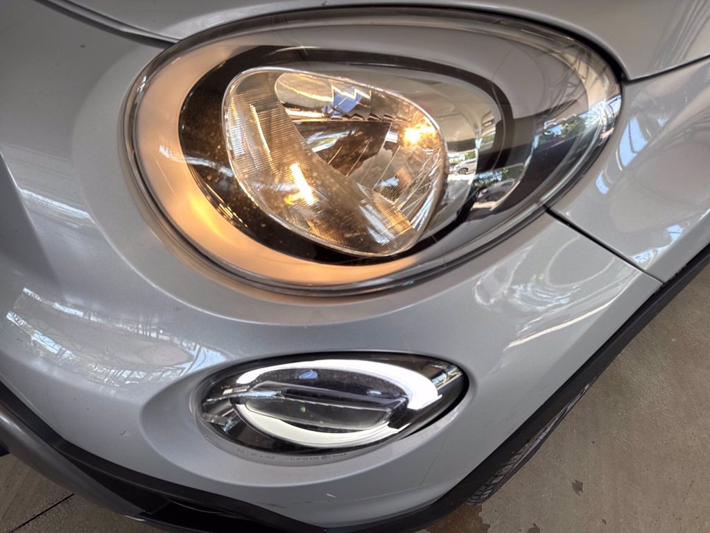 https://cdn-sm.caraffinity.it/images/vehicles/4705488/5/large