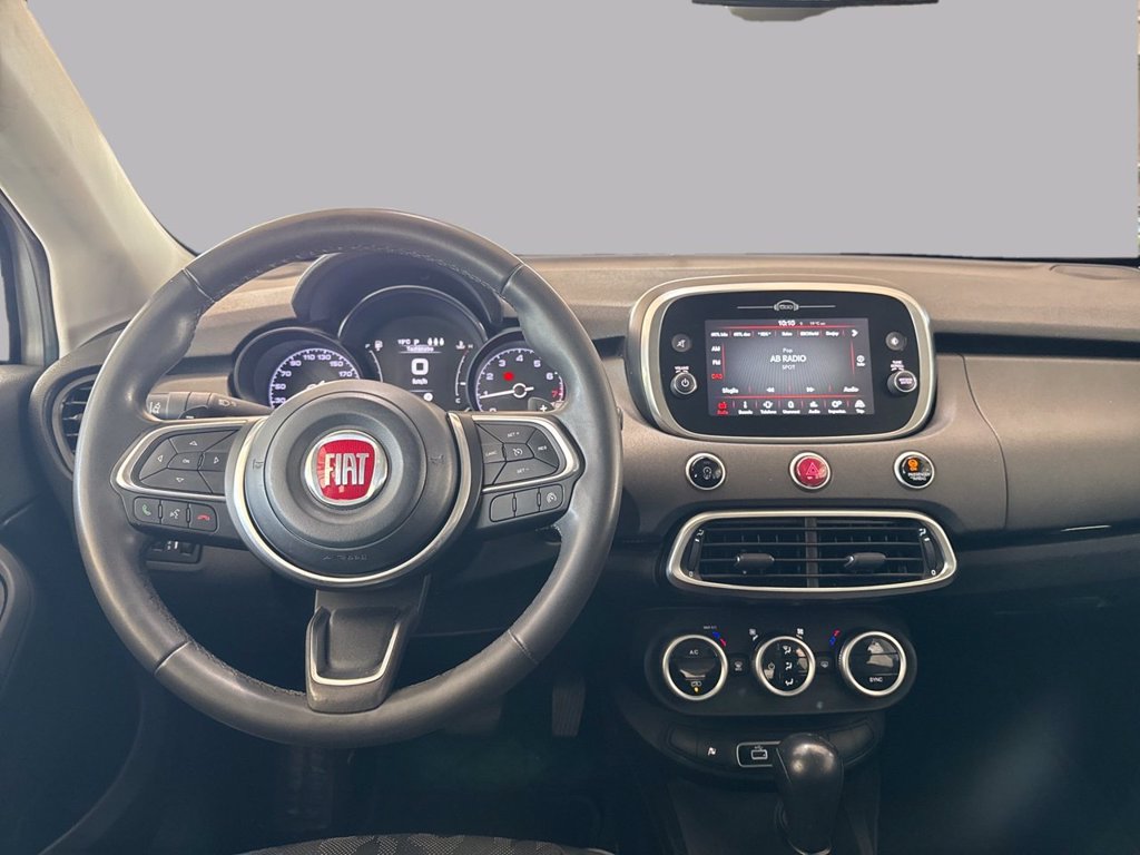https://cdn-sm.caraffinity.it/images/vehicles/4705488/7/large