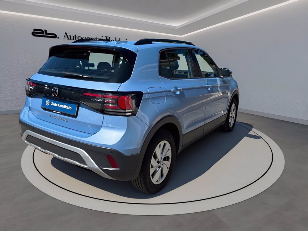 https://cdn-sm.caraffinity.it/images/vehicles/4705491/3/large