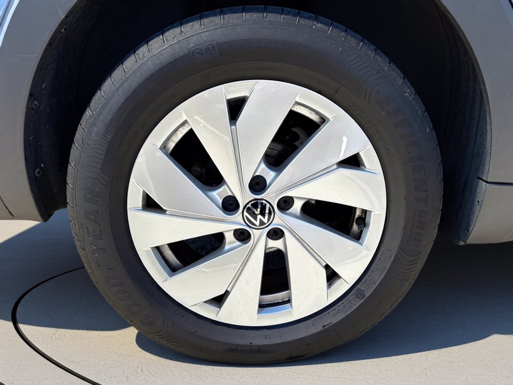 https://cdn-sm.caraffinity.it/images/vehicles/4705491/6/large