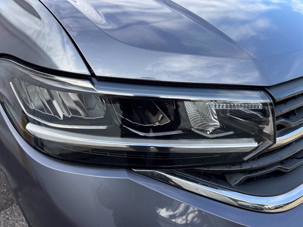 https://cdn-sm.caraffinity.it/images/vehicles/4707495/4/large