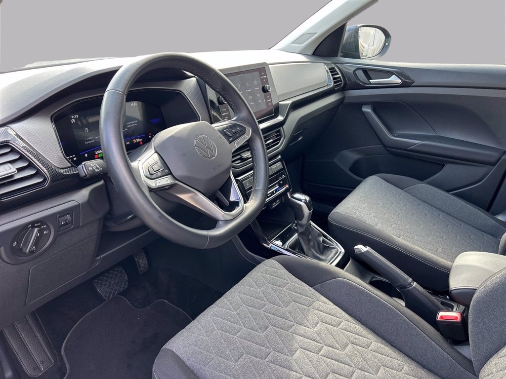 https://cdn-sm.caraffinity.it/images/vehicles/4707495/8/large