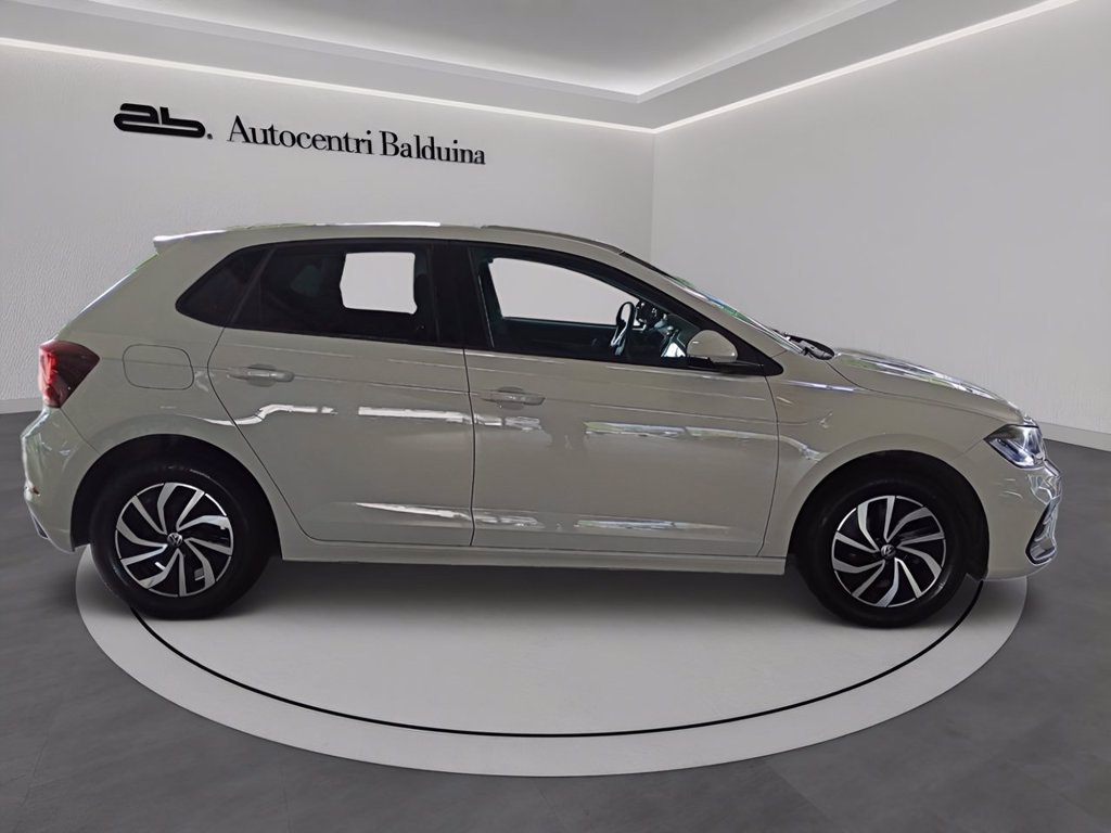 https://cdn-sm.caraffinity.it/images/vehicles/4707496/2/large