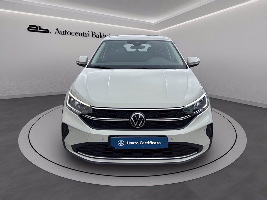 https://cdn-sm.caraffinity.it/images/vehicles/4709455/1/large
