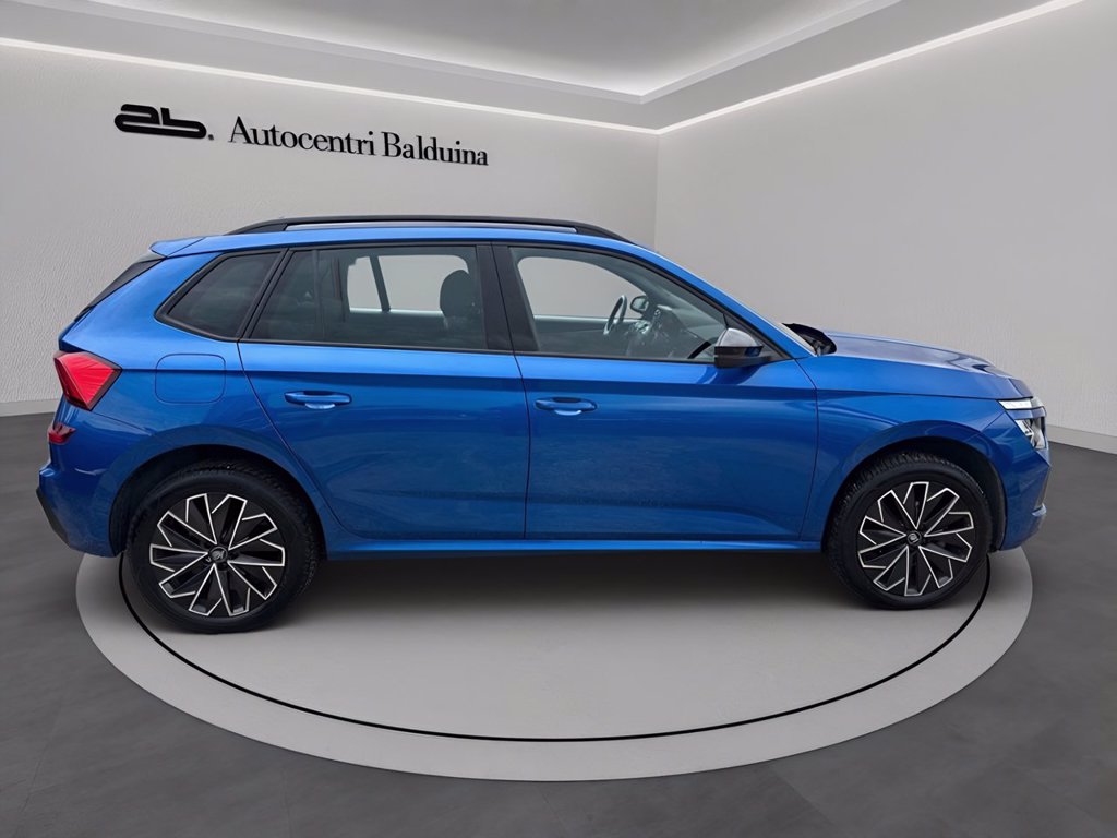 https://cdn-sm.caraffinity.it/images/vehicles/4709458/2/large