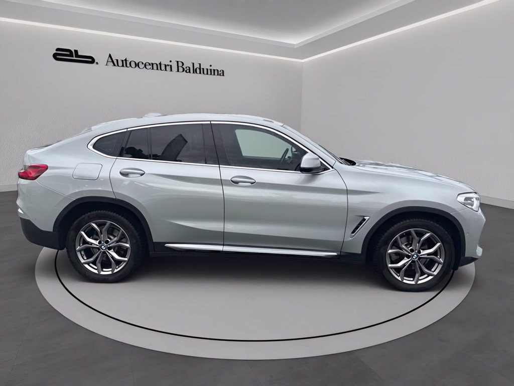 https://cdn-sm.caraffinity.it/images/vehicles/4709465/2/large