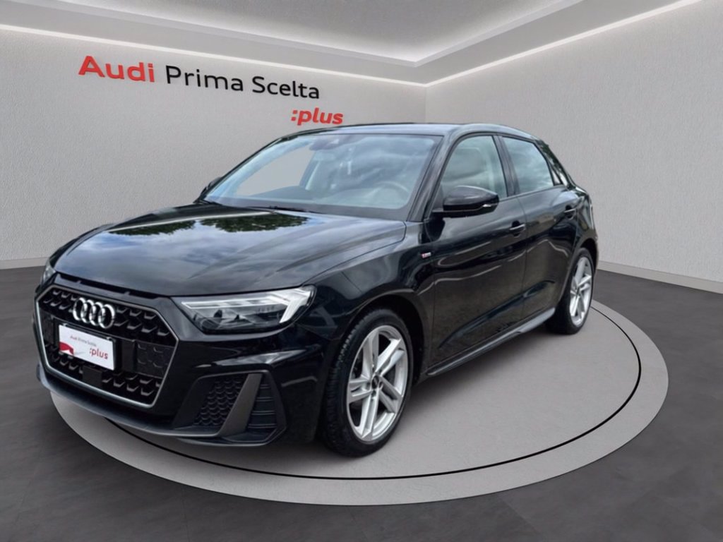 https://cdn-sm.caraffinity.it/images/vehicles/4709878/0/large?format=jpeg