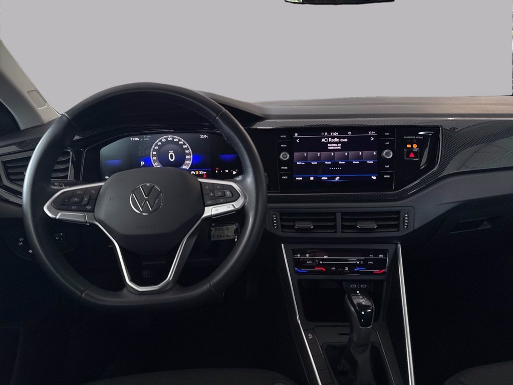 https://cdn-sm.caraffinity.it/images/vehicles/4710942/7/large