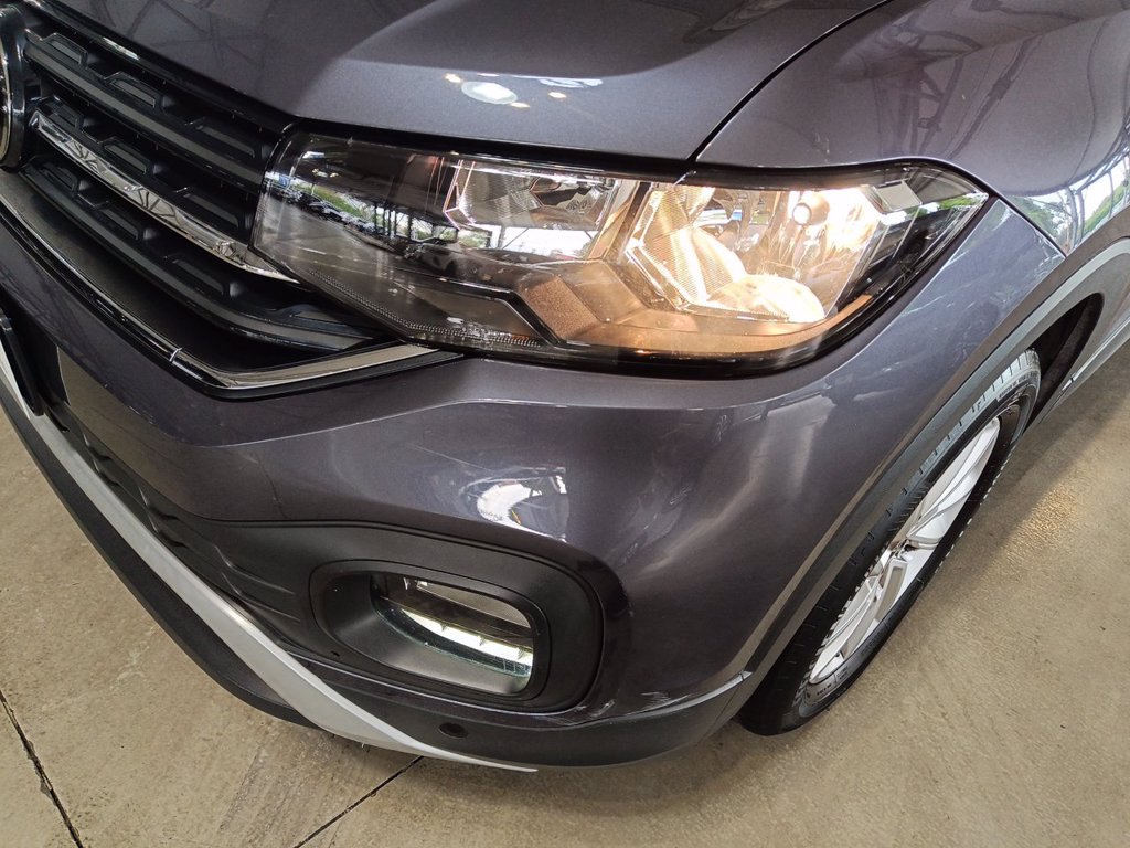 https://cdn-sm.caraffinity.it/images/vehicles/4710943/5/large