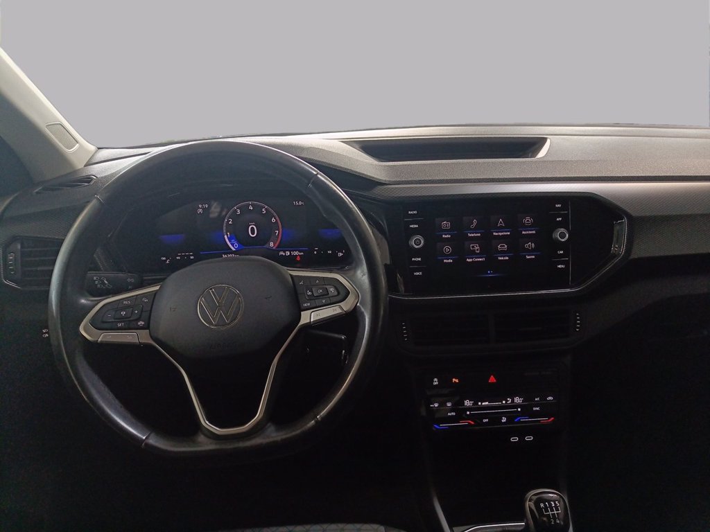 https://cdn-sm.caraffinity.it/images/vehicles/4710947/7/large