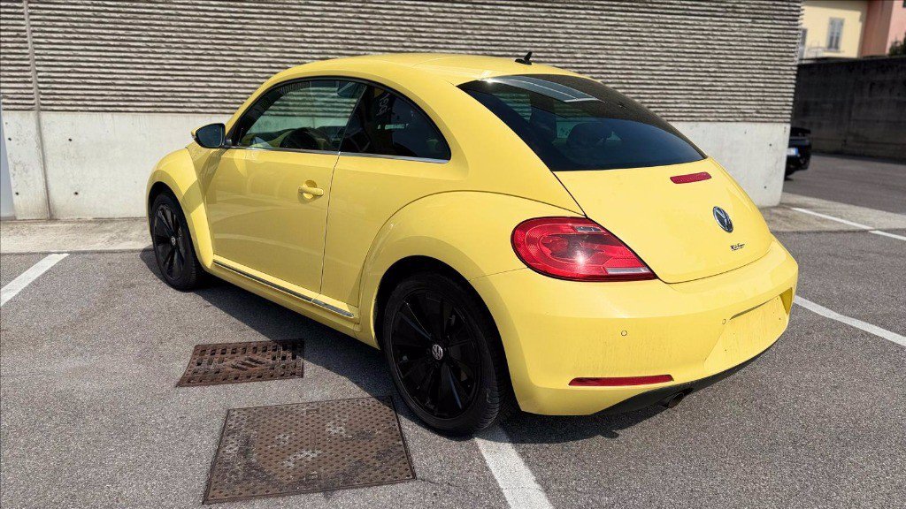 https://cdn-sm.caraffinity.it/images/vehicles/4711465/2/large