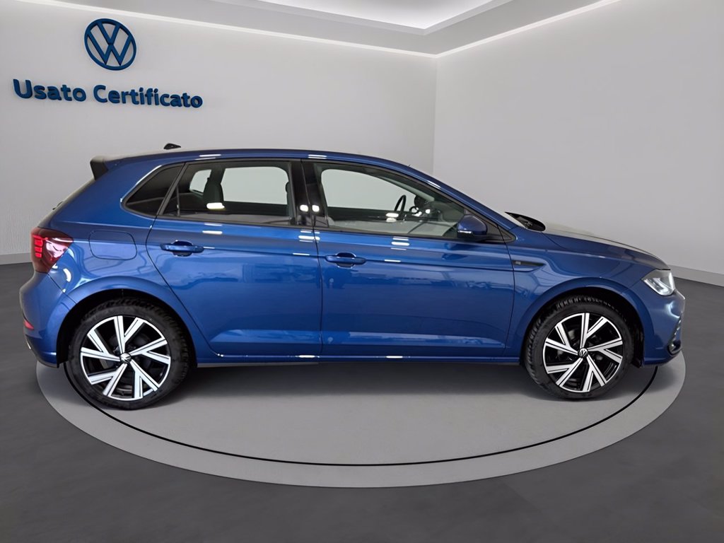https://cdn-sm.caraffinity.it/images/vehicles/4711931/2/large