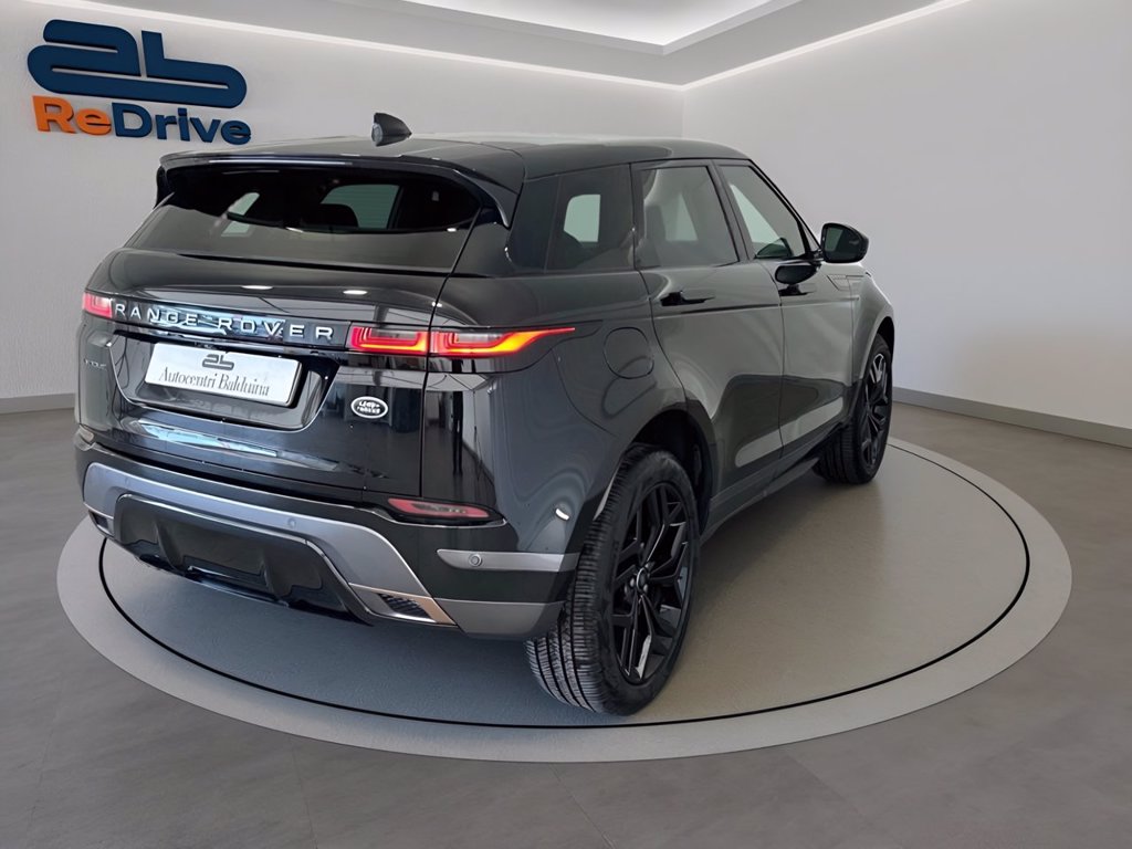 https://cdn-sm.caraffinity.it/images/vehicles/4711937/3/large